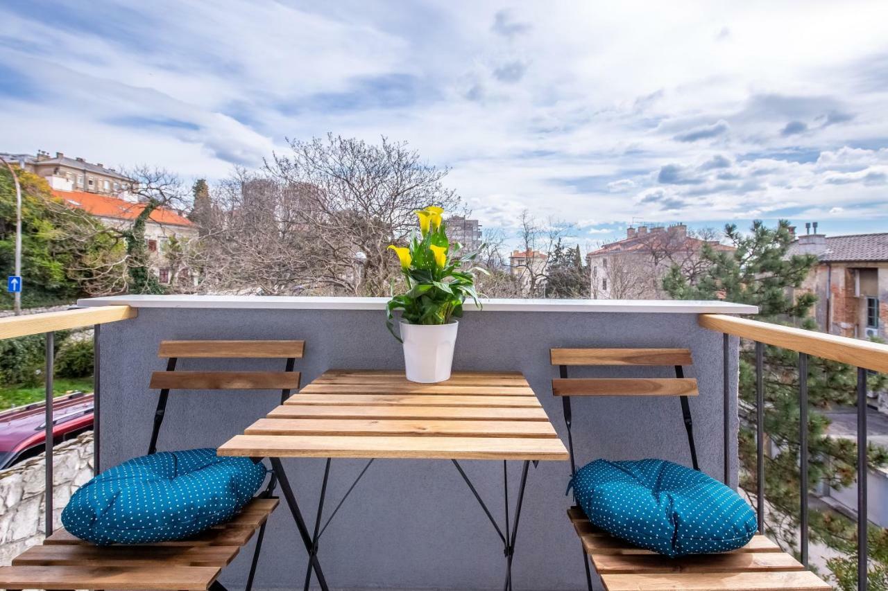 Apartment Nino Rijeka Exterior photo
